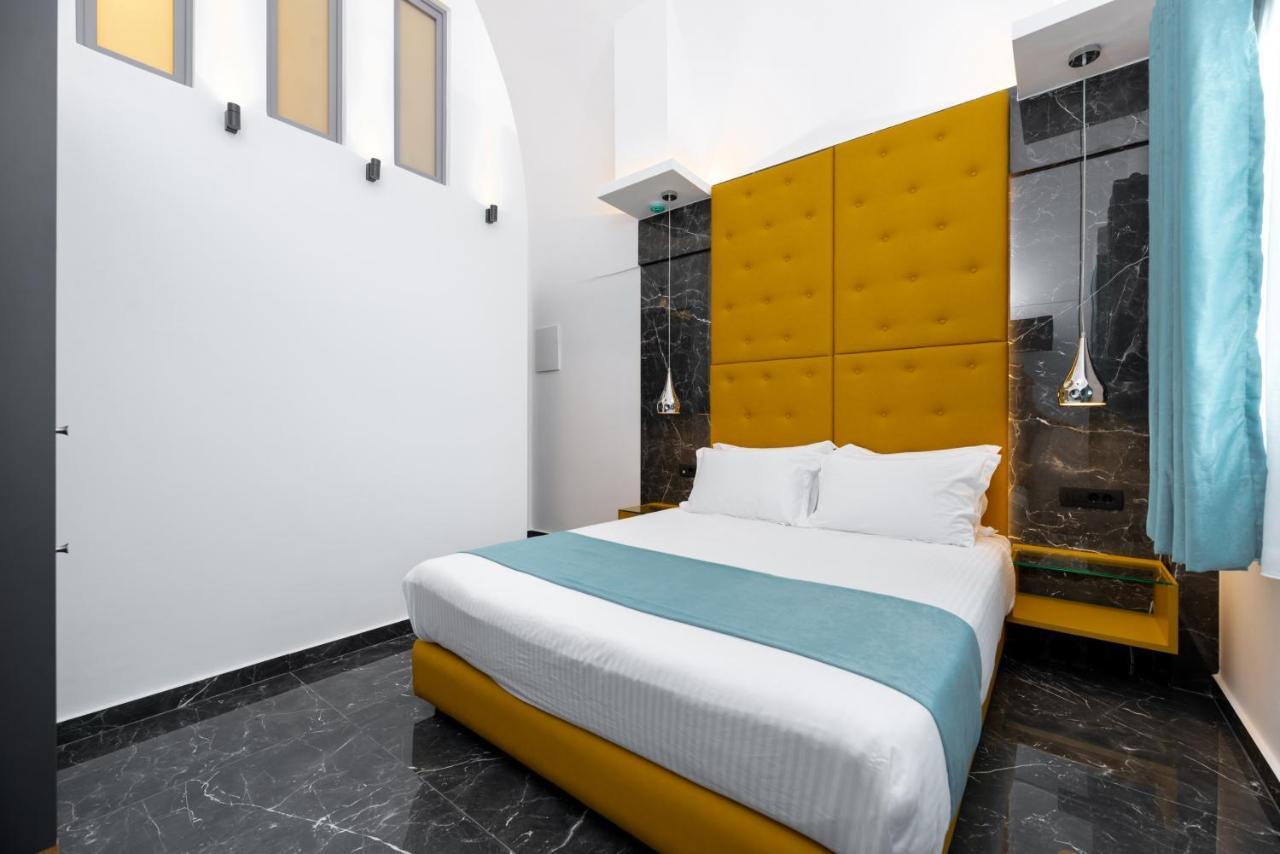 Hotel Deluxe Santorini Fira (Santorini)