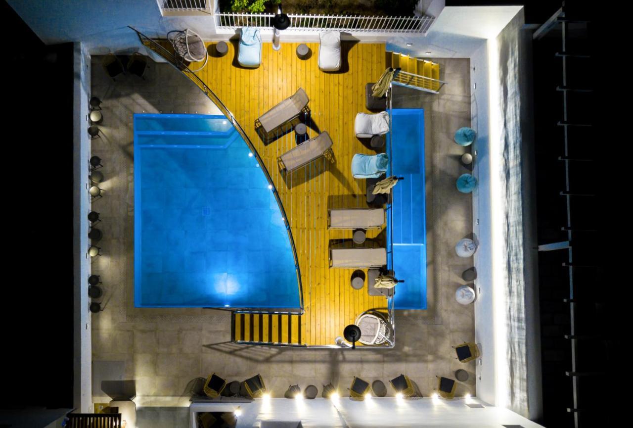 Deluxe Rest Boutique 4*