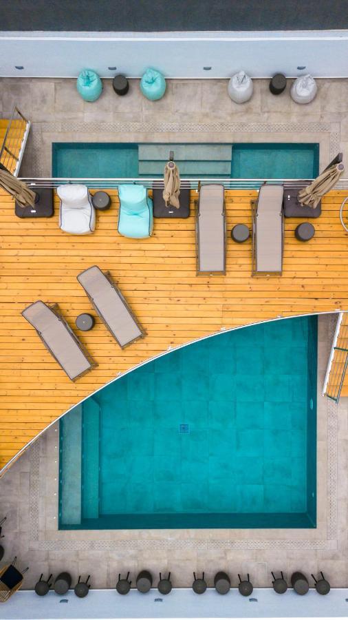 Deluxe Rest Boutique Hotel 4*