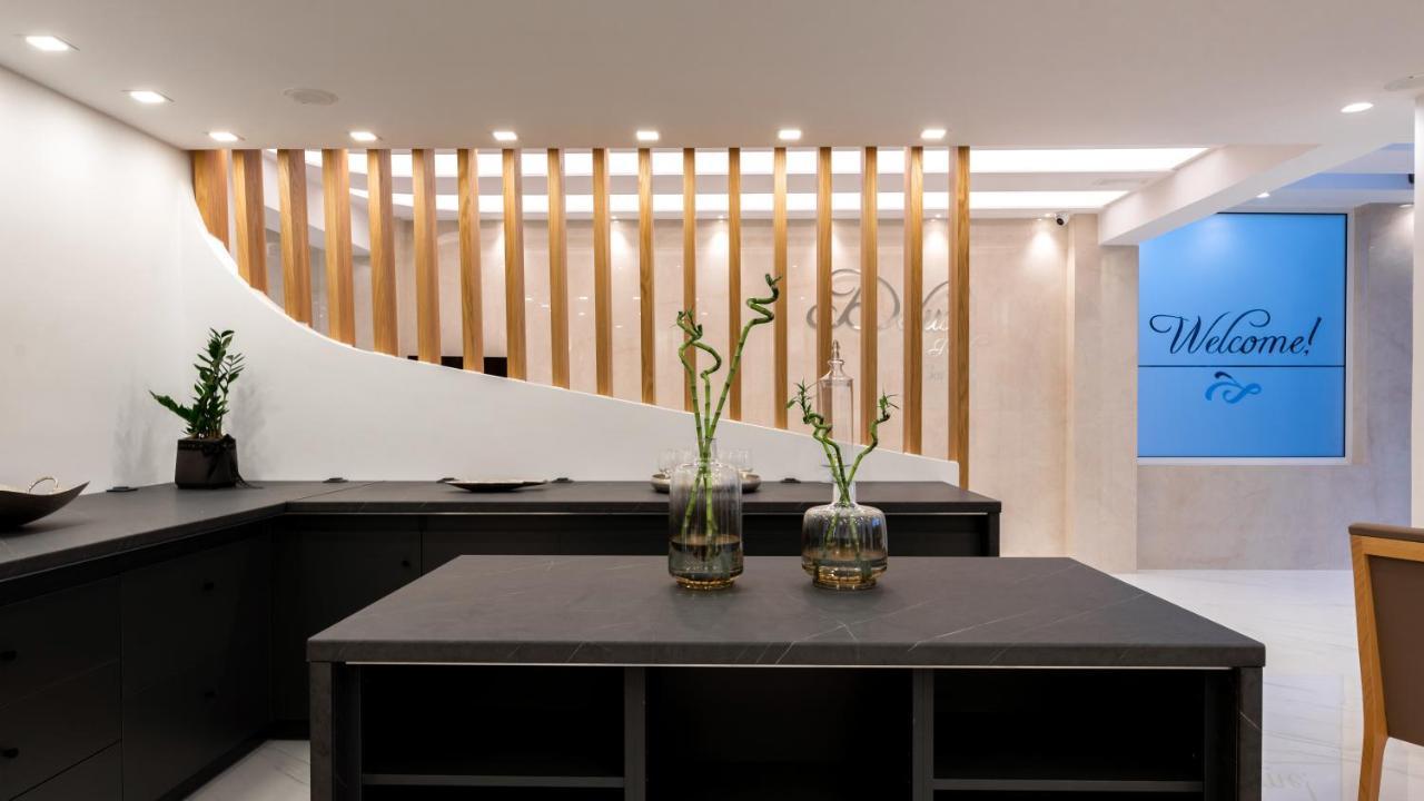 Deluxe Rest Boutique Hotel