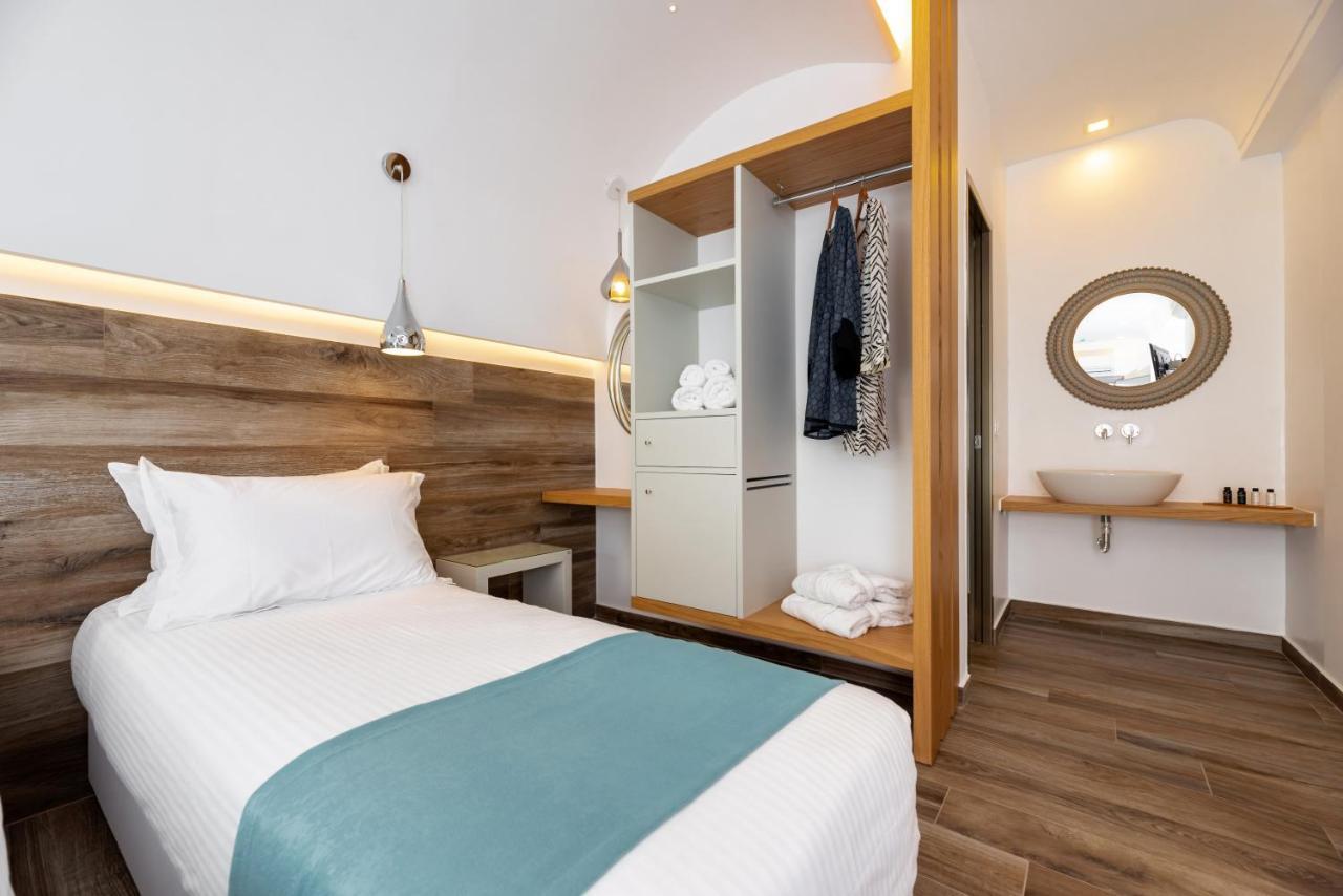 Deluxe Rest Boutique Fira (Santorini)